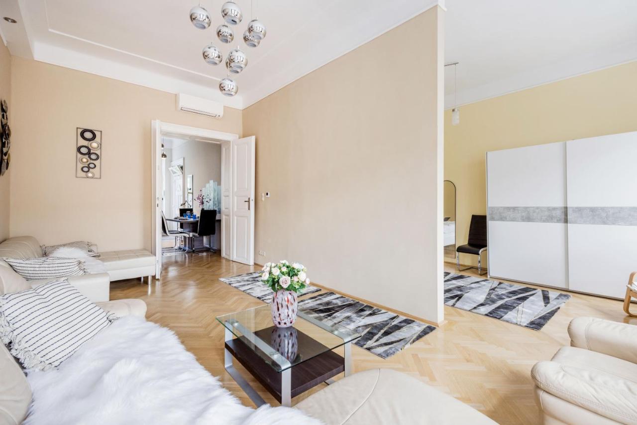 Bubbles Apartment Budapest Kültér fotó